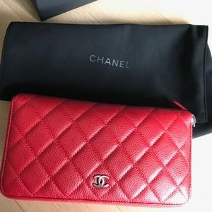 Chanel Caviar zip around wallet